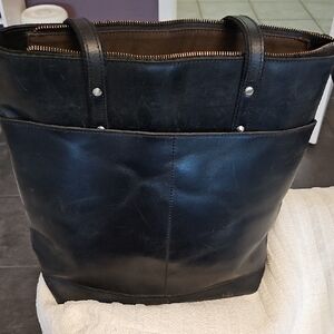 Elegant Black Leather Laptop Tote